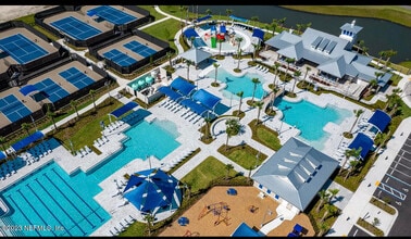 Building Photo - 69 Thurnham Ln Building Photo - 69 Thurnham Ln