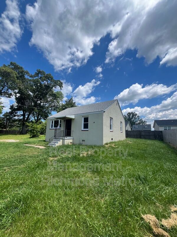 Foto del edificio - 5666 Swanson Rd