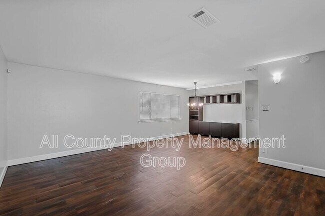 Foto del edificio - 2504 S Fielder Rd