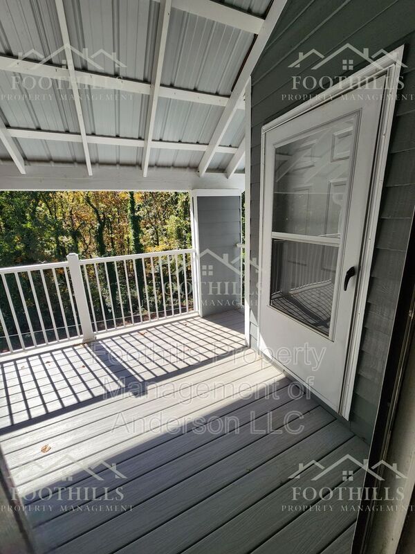 Foto del edificio - 1911 Northlake Dr