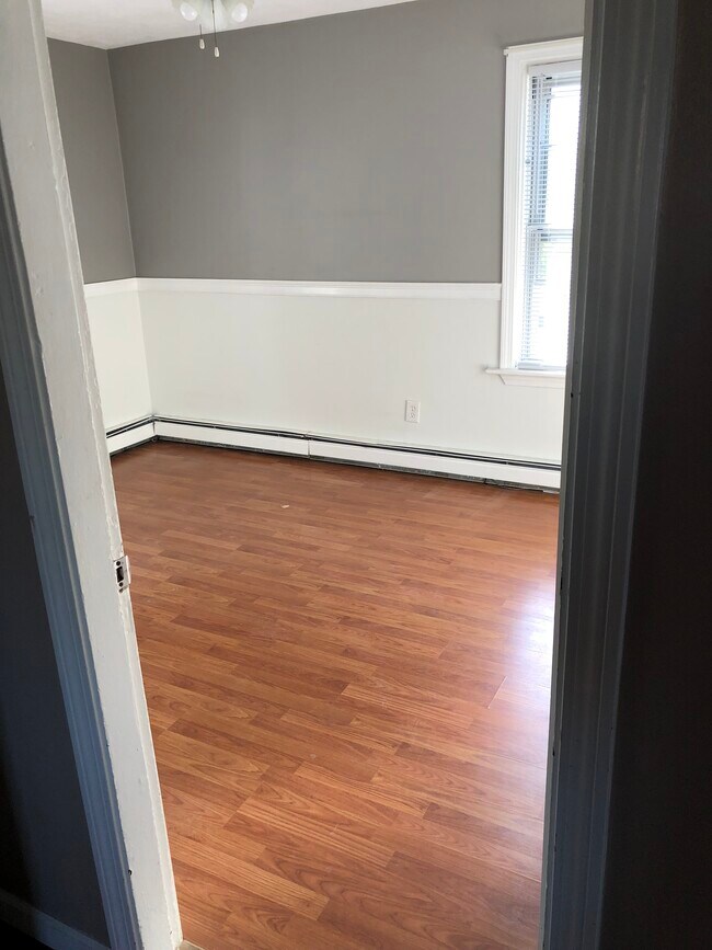 Bedroom #1 - 11 Fort St