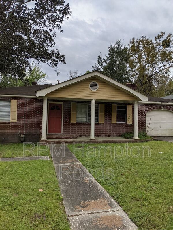 Primary Photo - 1267 Sumner Ave