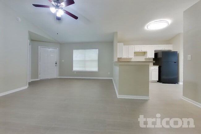 Building Photo - 3103 Kelling St