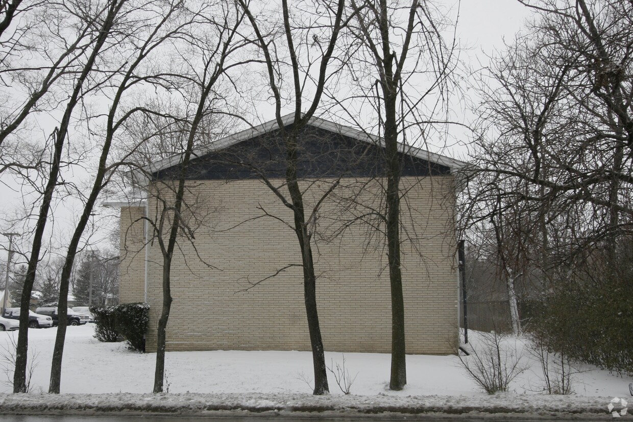 Building Photo - 3100-3108 23rd St