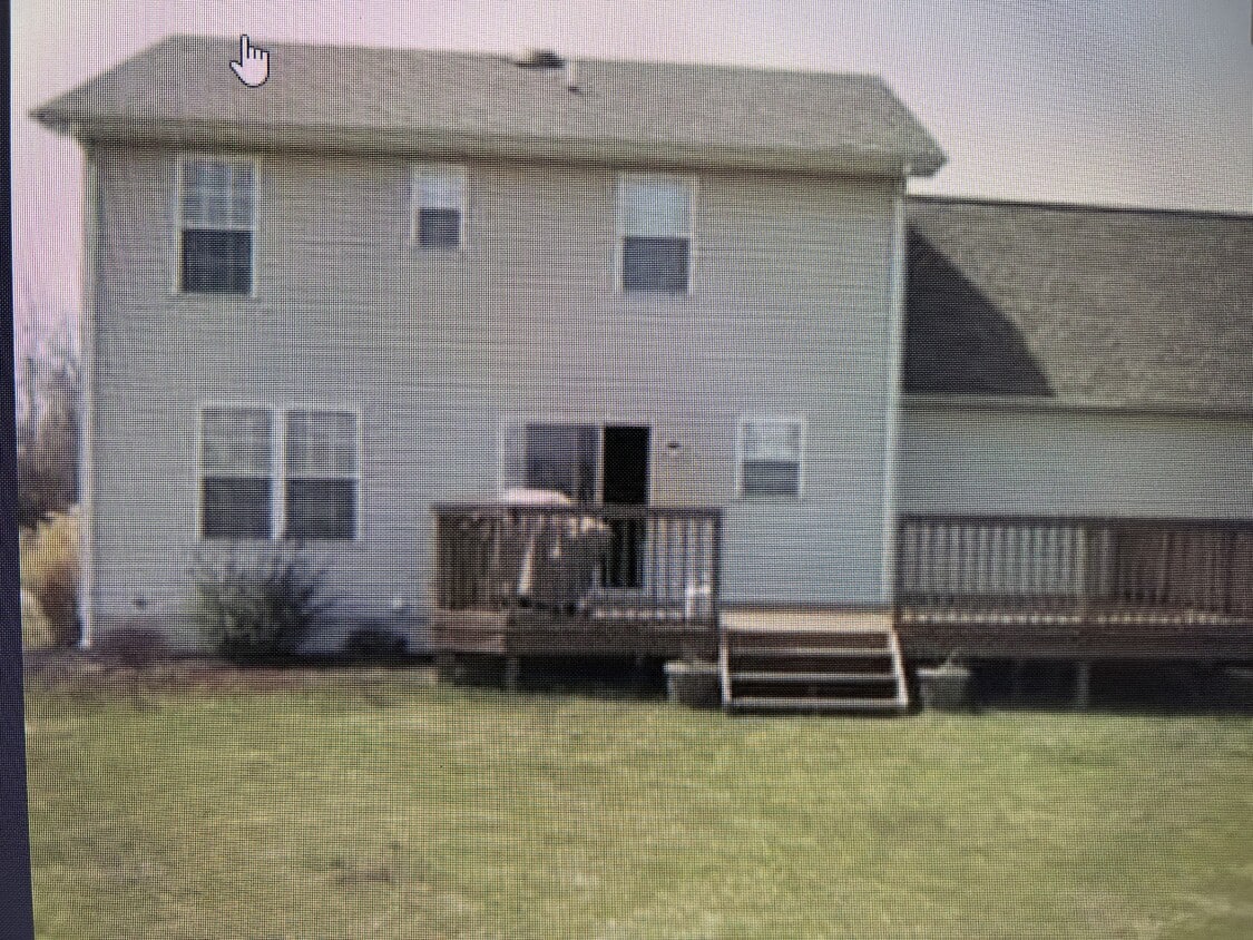 Building Photo - 247 Acorn Forest Dr