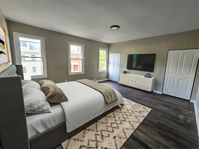 Photo - 1411 W North Ave House