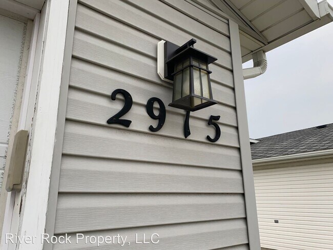 Building Photo - 3 br, 2 bath House - 2915 Wheatland Dr S
