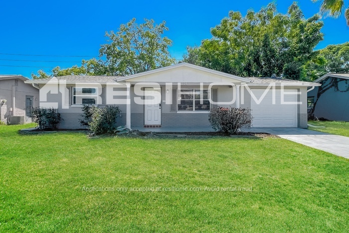 Foto principal - 7726 Topay Ln