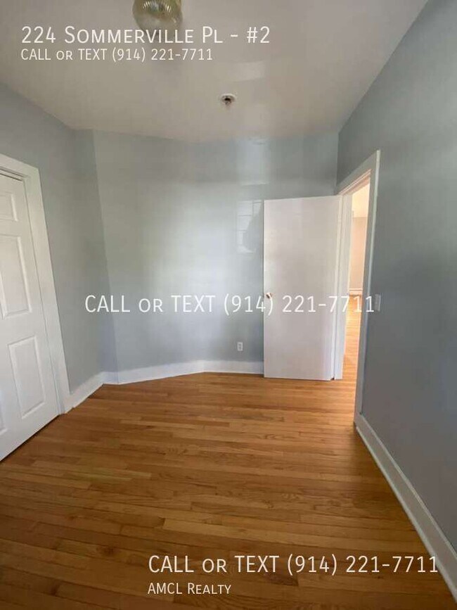 Foto del edificio - 224 Sommerville Pl