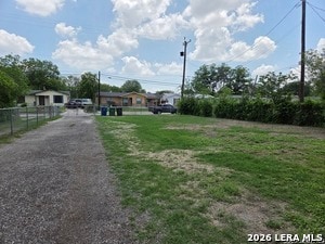Foto del edificio - 727 Menefee Blvd