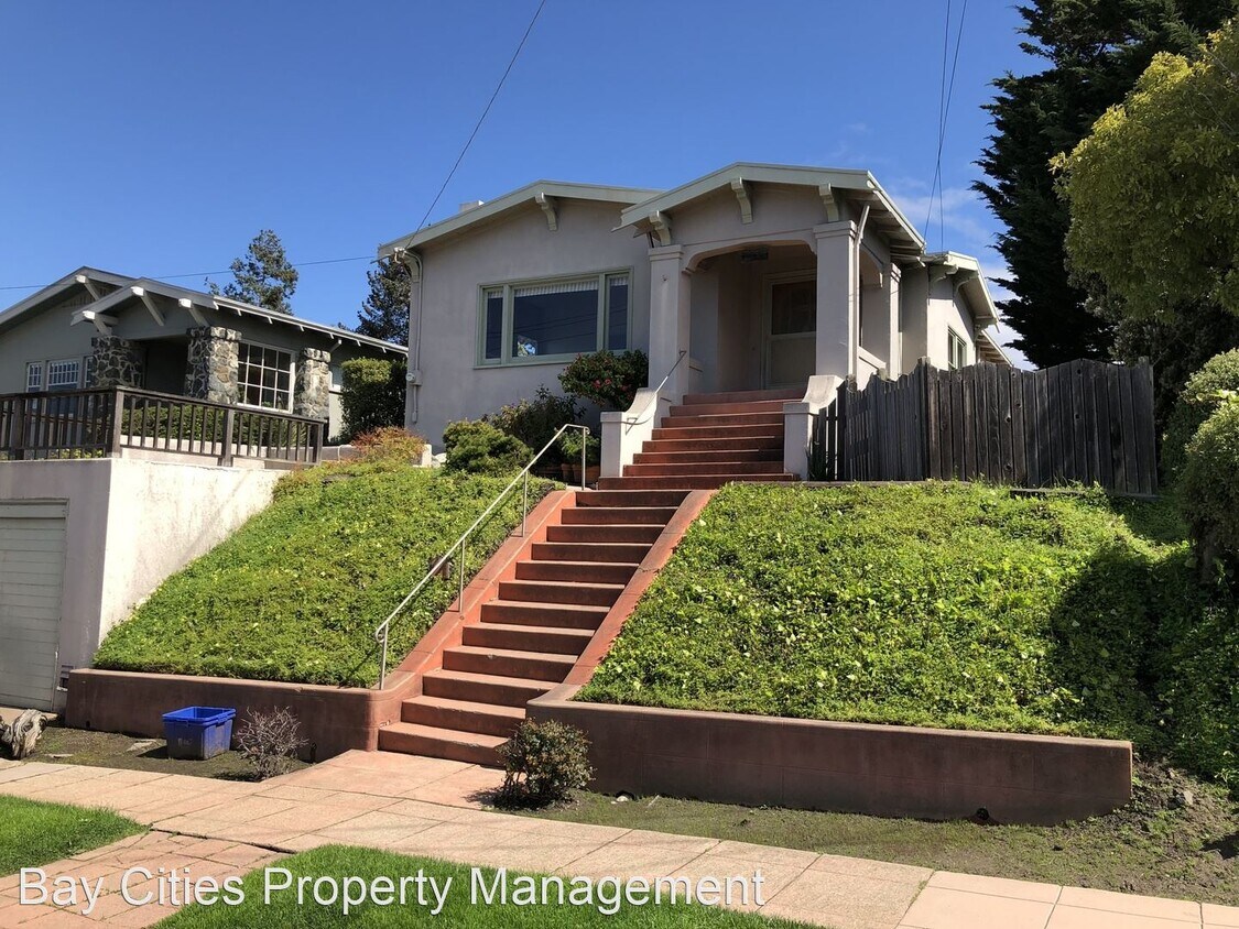 Primary Photo - 3 br, 1 bath House - 1035 Sierra Street