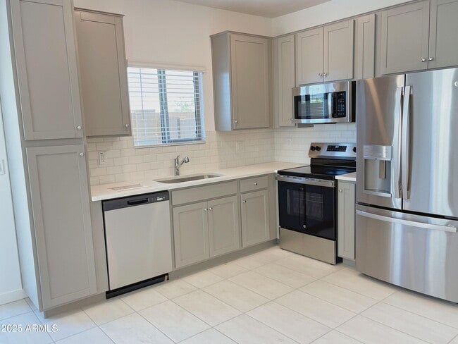 Building Photo - 28065 N 28th Dr