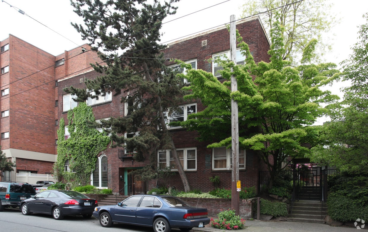 Building Photo - The Martha Lee