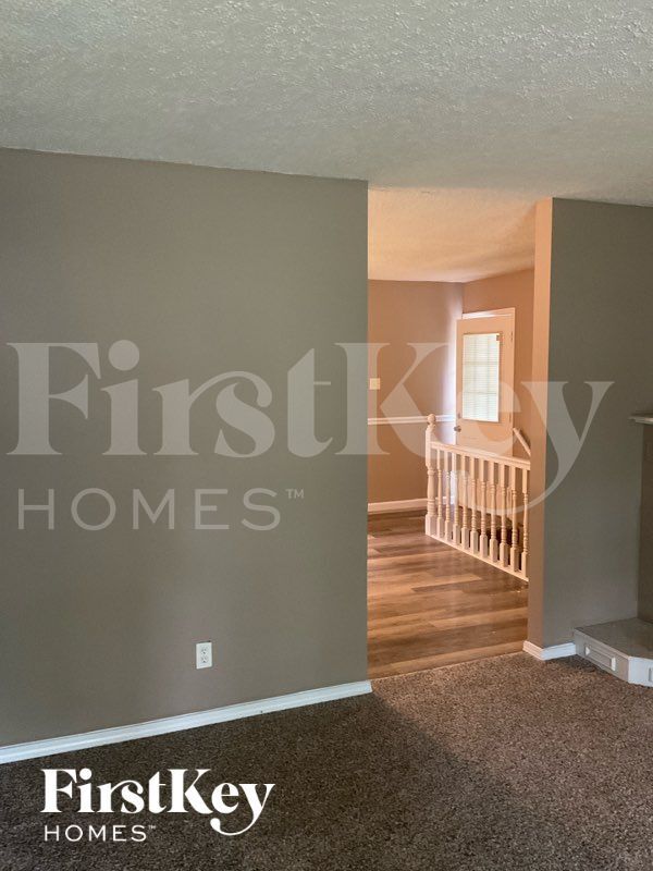 Building Photo - 2112 Farthing Ct