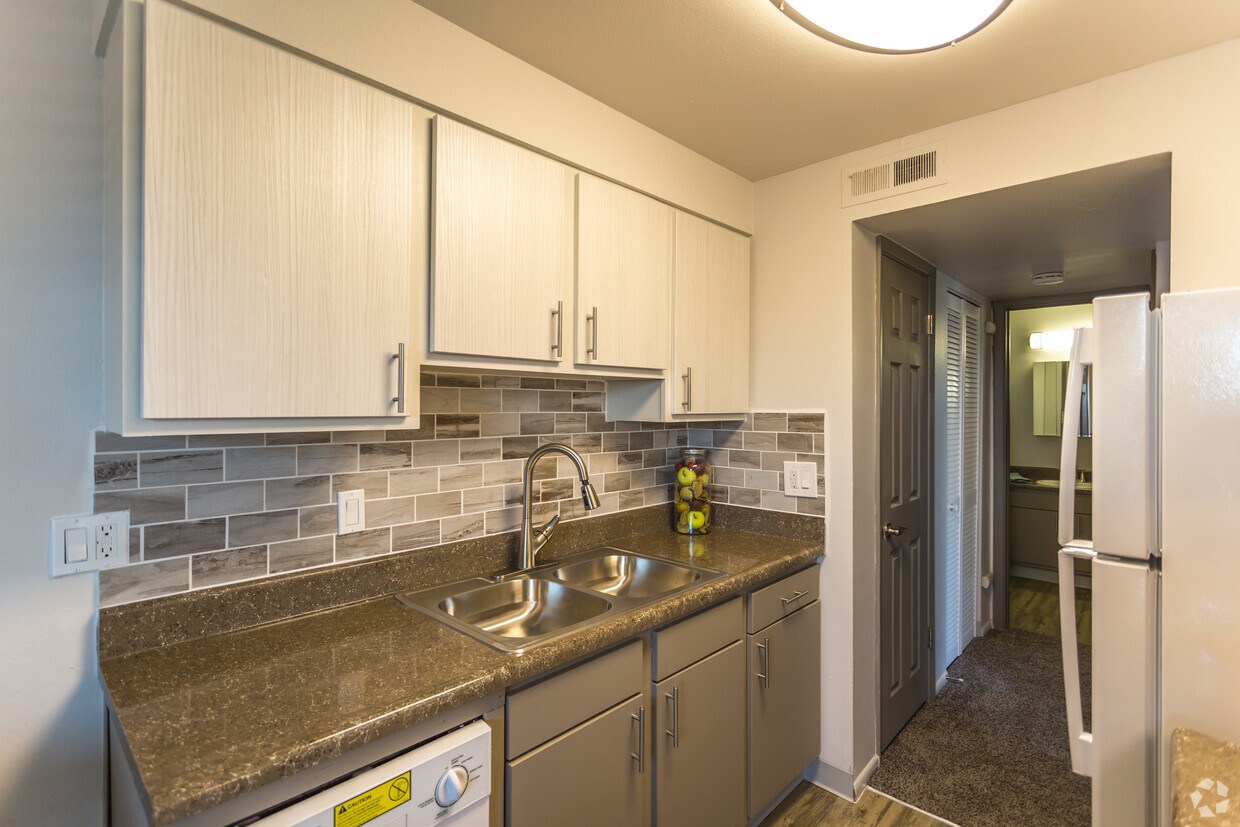 View Apartments Apartments 10701 Pecos St Northglenn, CO