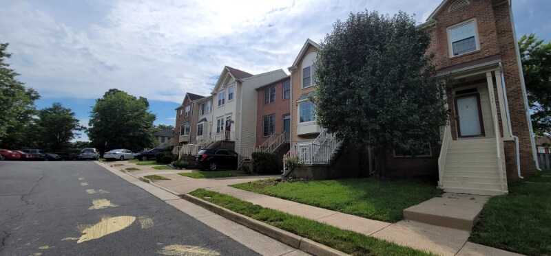 Foto del edificio - 7726 Black Horse Ct