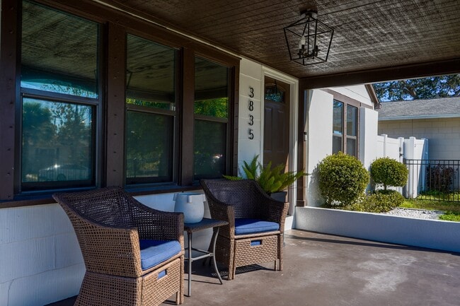 Building Photo - 3835 4th Ave N