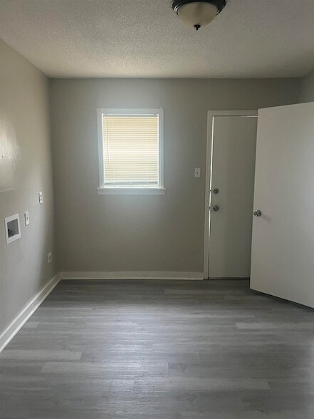 Foto del edificio - 2295 Dexter Ave