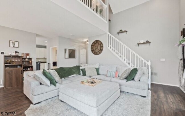 Foto del edificio - 12 Timothy Ct