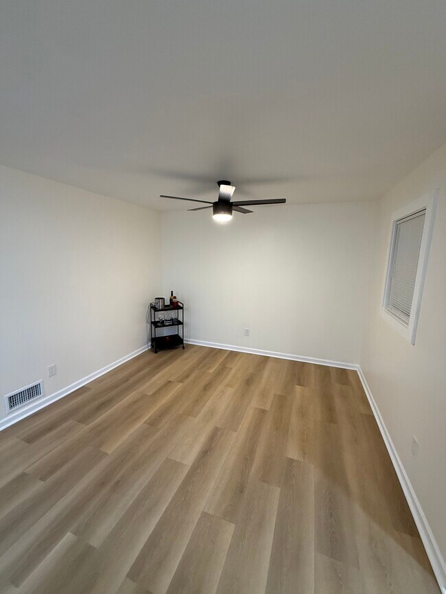 Foto del edificio - 1743 Thomasville Dr SE