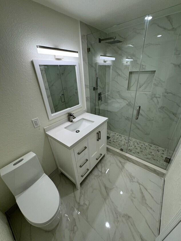 Foto principal - 40 SW 147th Ave