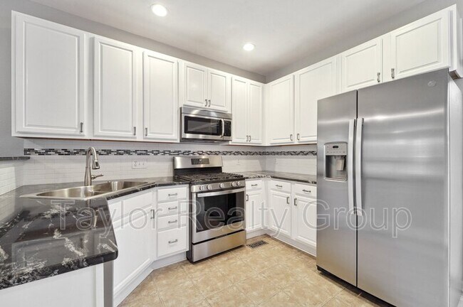 Building Photo - 4269 W 118th Pl