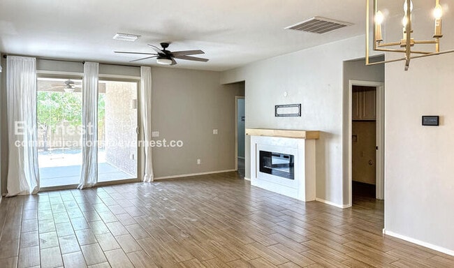 Foto del edificio - 10667 W Filbert St