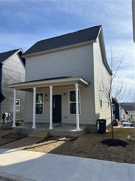 Primary Photo - 3033 W Tulsa St