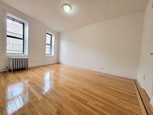 Primary Photo - 2 bedroom in BRONX NY 10456