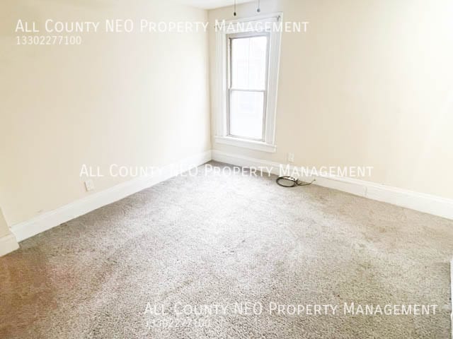 Foto del edificio - 1854 W 45th St