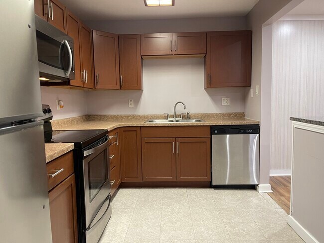 Foto del edificio - 803 Garden Cir