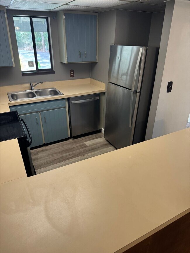 Foto del edificio - 1011 Sharer Ct