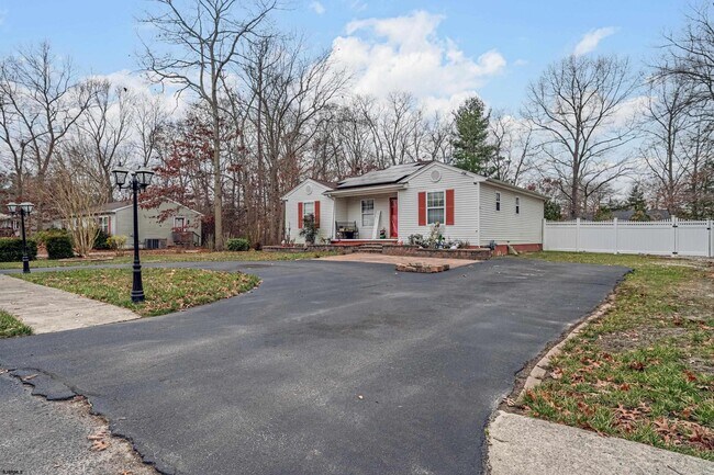 Foto del edificio - 303 Martin L King Ave