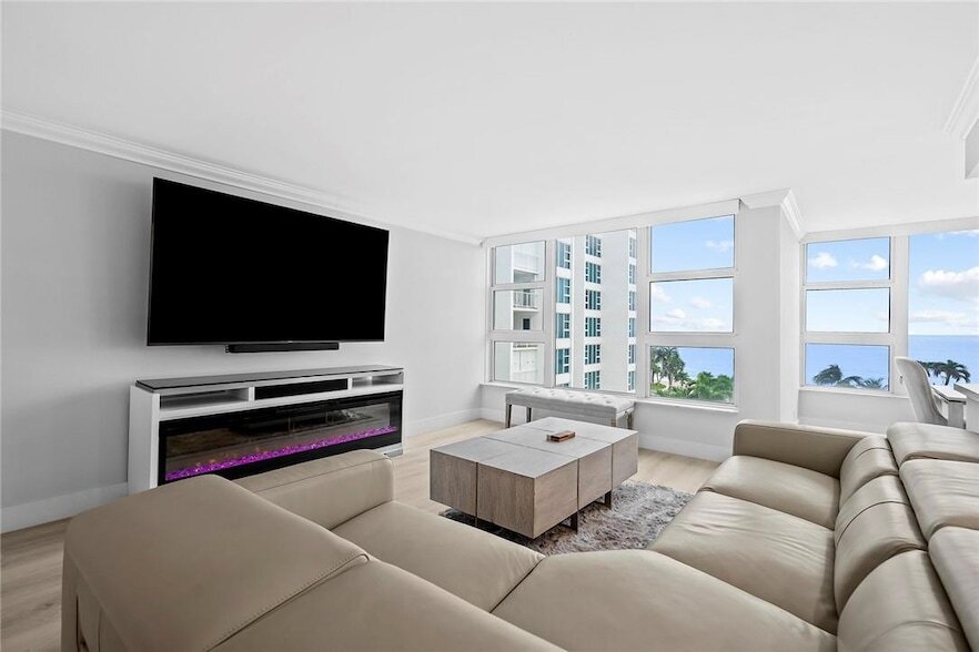 Primary Photo - 1620 S Ocean Blvd