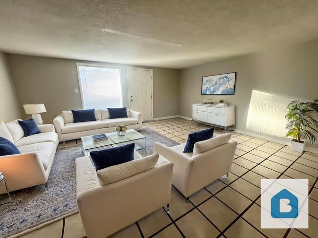 Photo - 4220 Loomis Ave Apartment