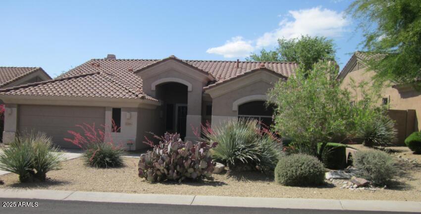Foto principal - 10384 E Rosemary Ln