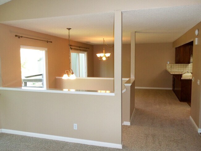 Foto del edificio - 1858 Sally Creek Cir