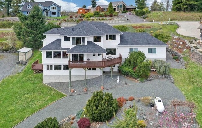 Building Photo - Elegant home on Dow Ridge with Magnificent...