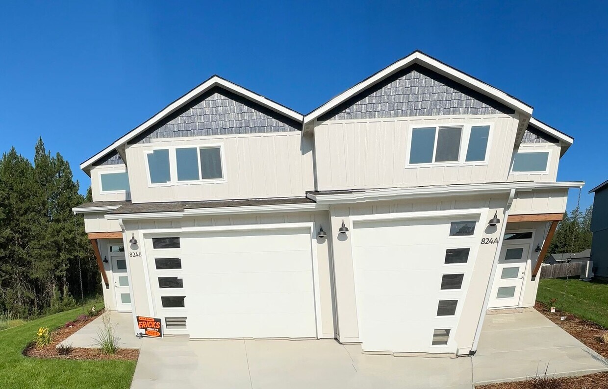 824 F St, Deer Park, WA 99006 House Rental in Deer Park, WA