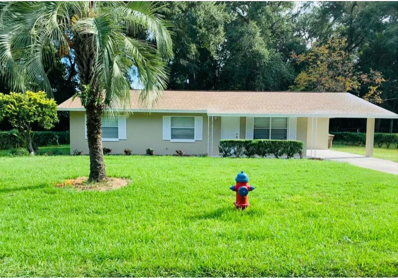 Primary Photo - 2810 SW 16th Pl