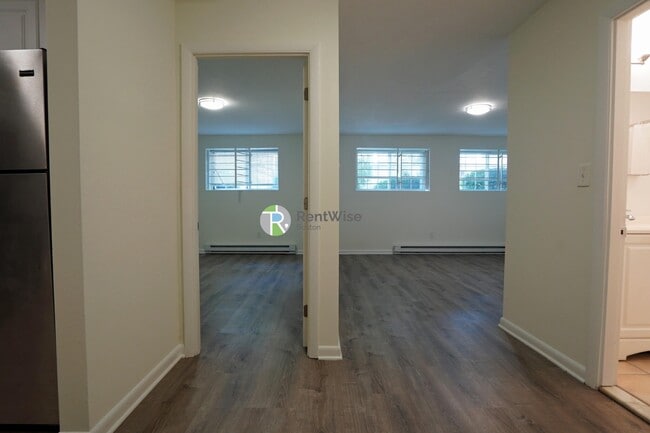 Photo - 11 Embassy Rd Apartment