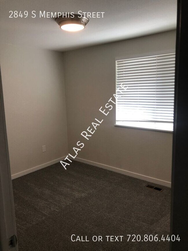 Foto del edificio - Beautiful 3 Bed 3 Bath Home In South Aurora