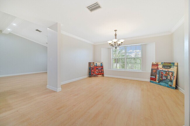 Building Photo - **Direct Gulf Access Pool Home! 4 BED/3 BATH - South Fort Myers**