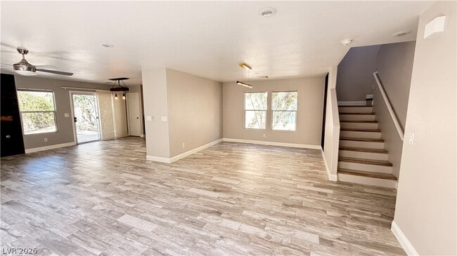 Building Photo - 1113 Majestic Canyon St