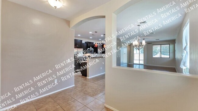 Foto del edificio - 6457 W Sugar Pine Trail