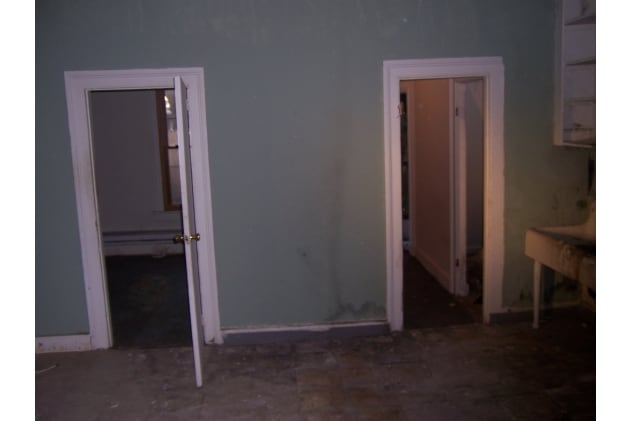 Building Photo - 108-110 Pequonnock St