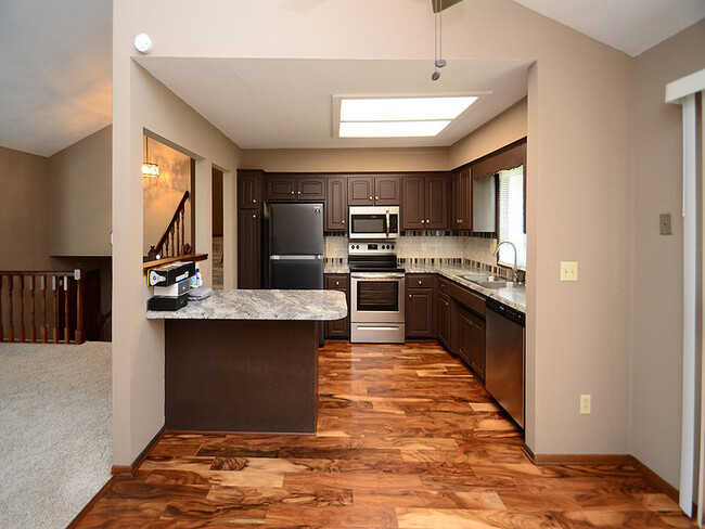 Building Photo - 3716 Looking Glass Dr