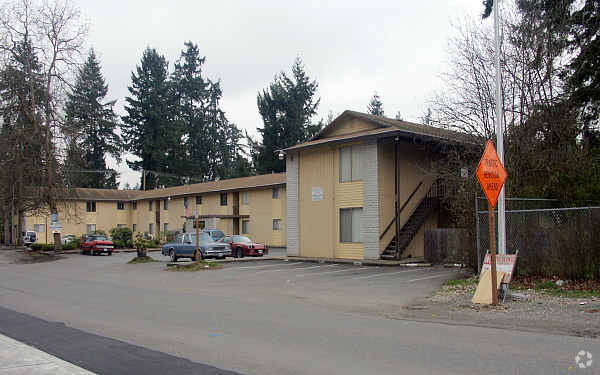 Foto del edificio - Los Robles Apartments