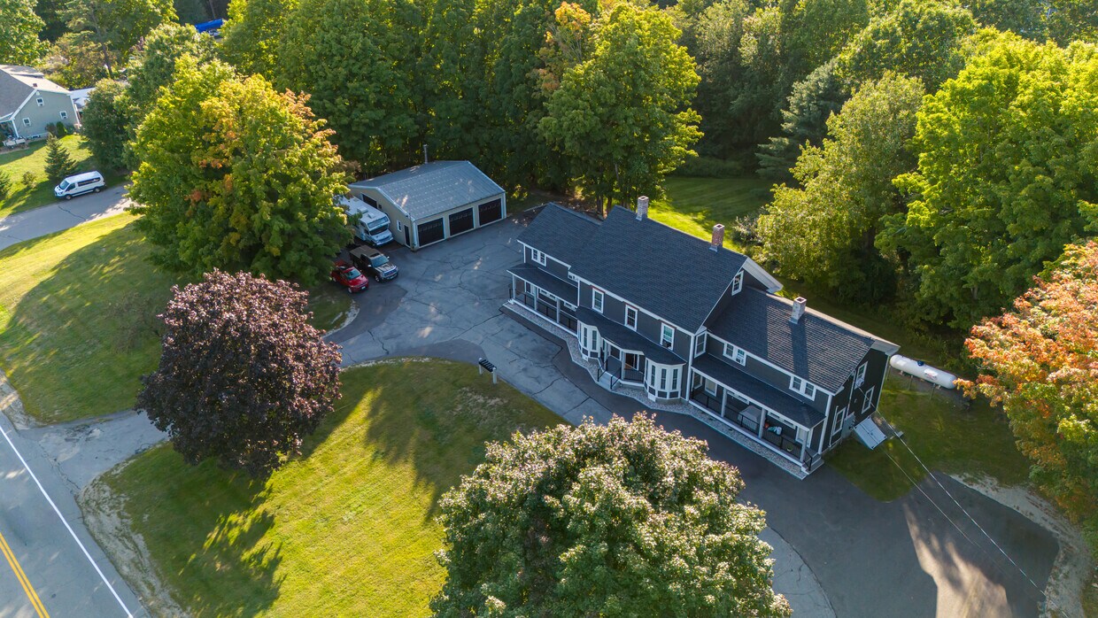 Building Photo - 166 Marsh Rd