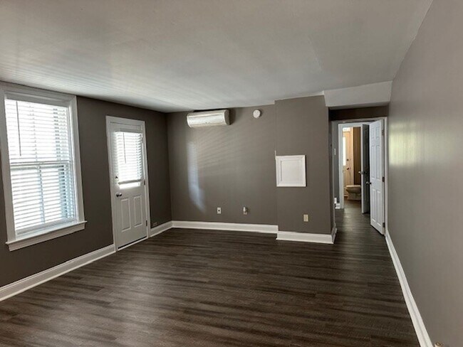 Foto del edificio - 214 Pine St